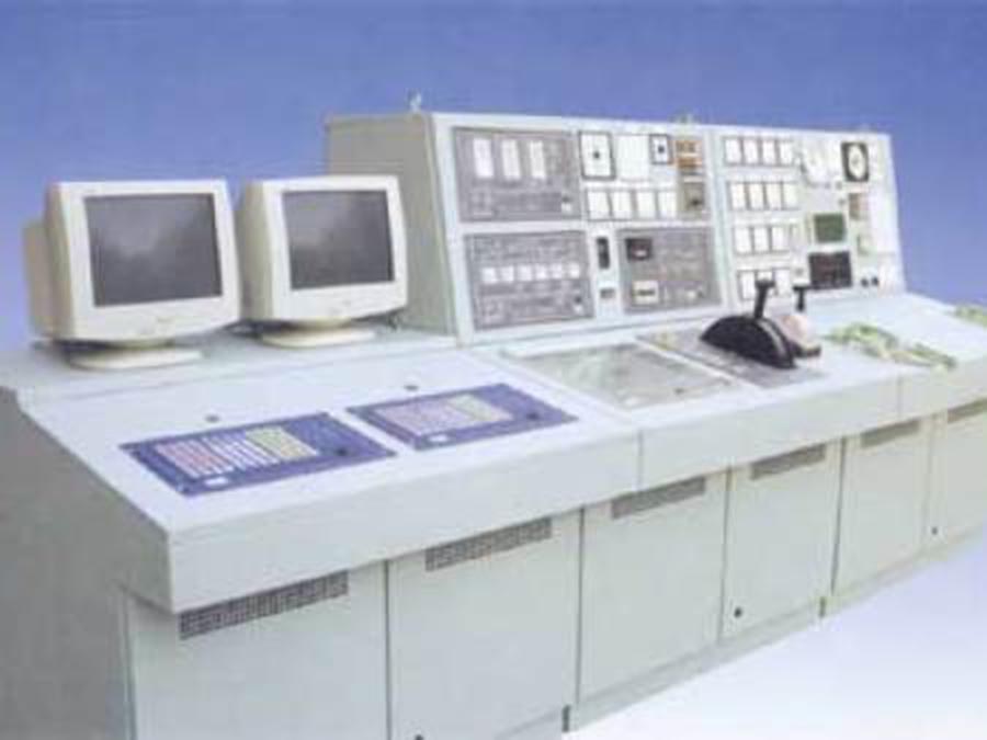 機(jī)艙集控臺